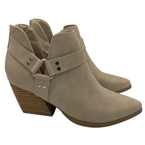 DV Dolce Vita harness ankle tan booties pointed toe women’s Size 8